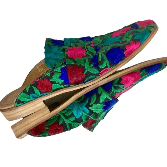 FREE PEOPLE At Ease Embroidered Brocade Slip On Flat Loafer Mules - Picture 12 of 15